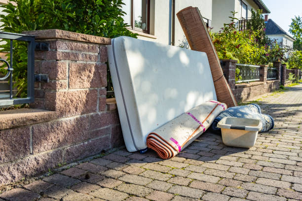 Best Commercial Cleanout Services  in Nuevo, CA